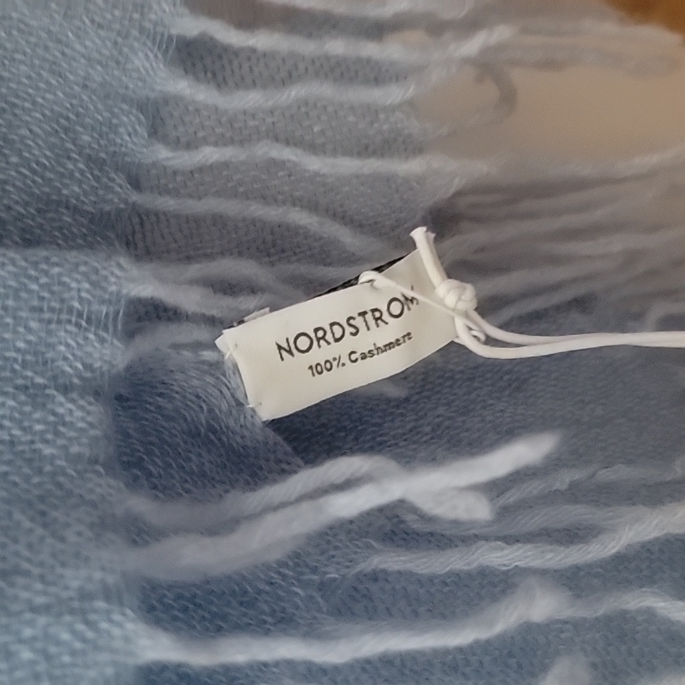 Nordstrom 100% Cashmere Blue Combo Scarf - Picture 5 of 7